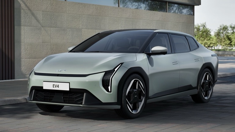 Kia EV4 Fastback 814 kWh