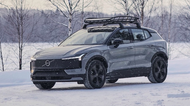 Volvo EX30 Cross-Country P8 AWD