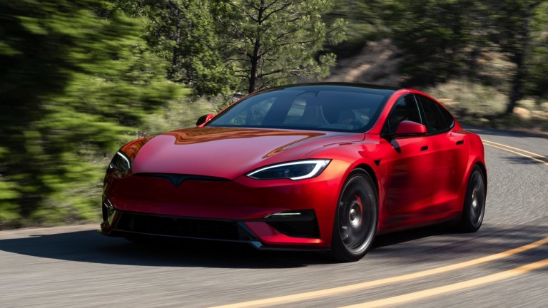 Tesla Model S AWD