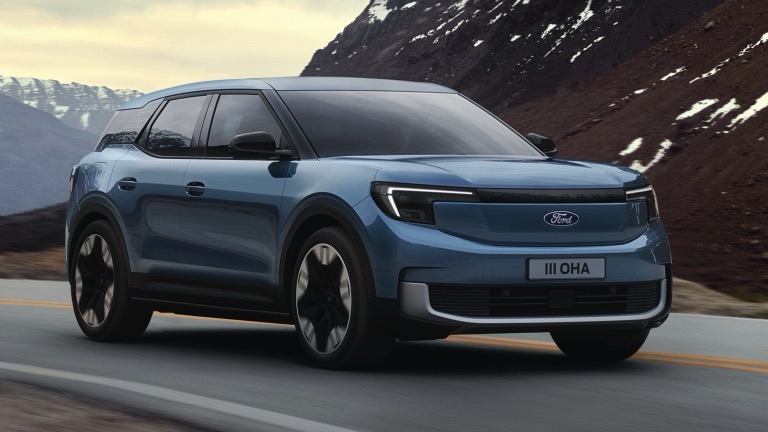 Ford Explorer Standard Range RWD